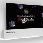 LG、巻物のように丸められる６５インチ有機ELテレビを発表