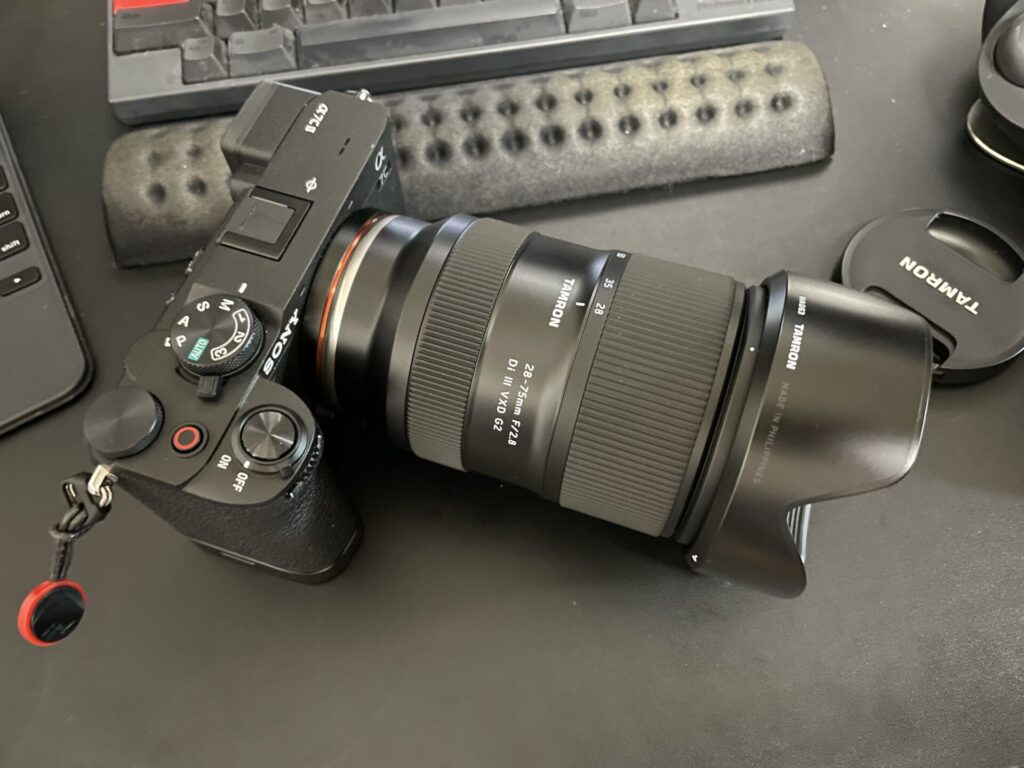 レビュー】α7c iiへオススメの大3元レンズを装着！Tamron 28-75mm F 
