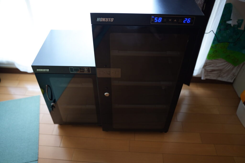 防湿庫_HOKUTO_HB-102EM_HP-38EXとの比較