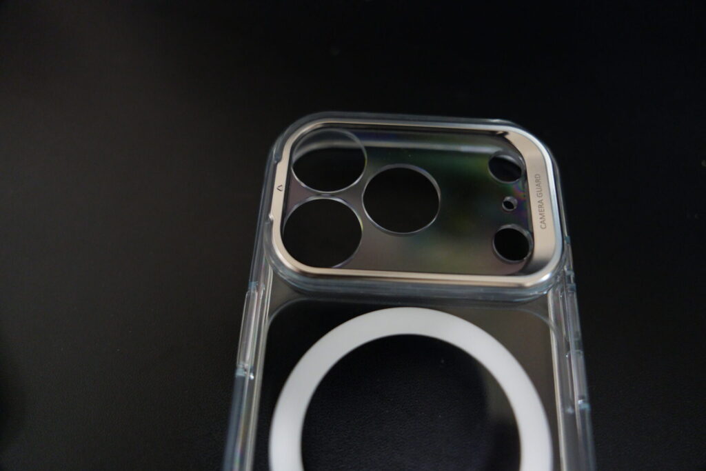 ESR_iPhone17Pro_スタンド付きスマホケース_Classicシリーズ_スタンド