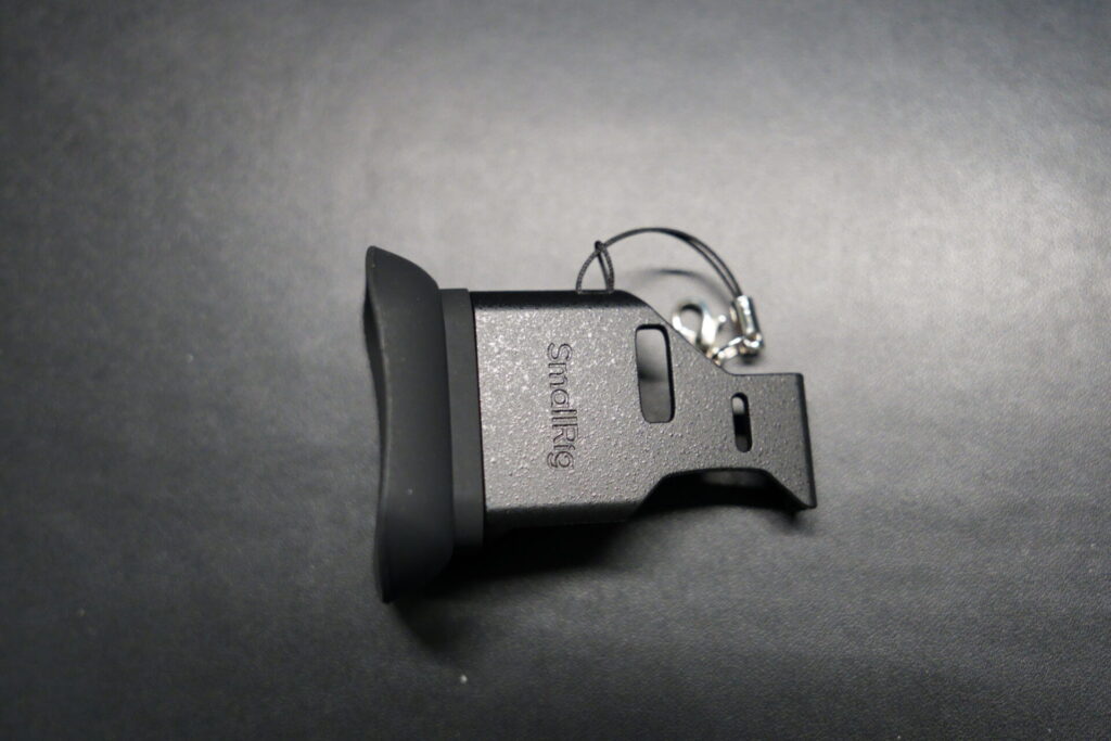 Smallrig_α7cii_アイピース_側面