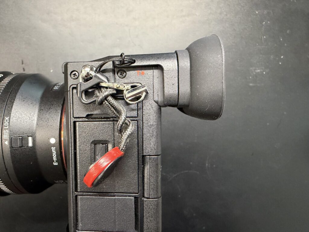 Smallrig_α7cii_アイピース_取り付け_側面