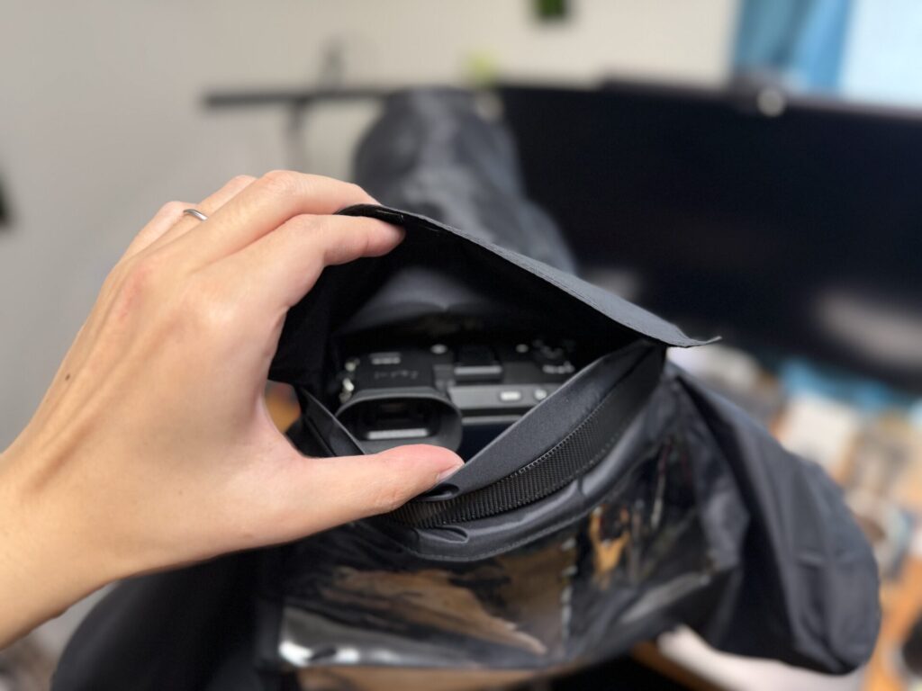 NEEWER_レインカバー_上部開閉