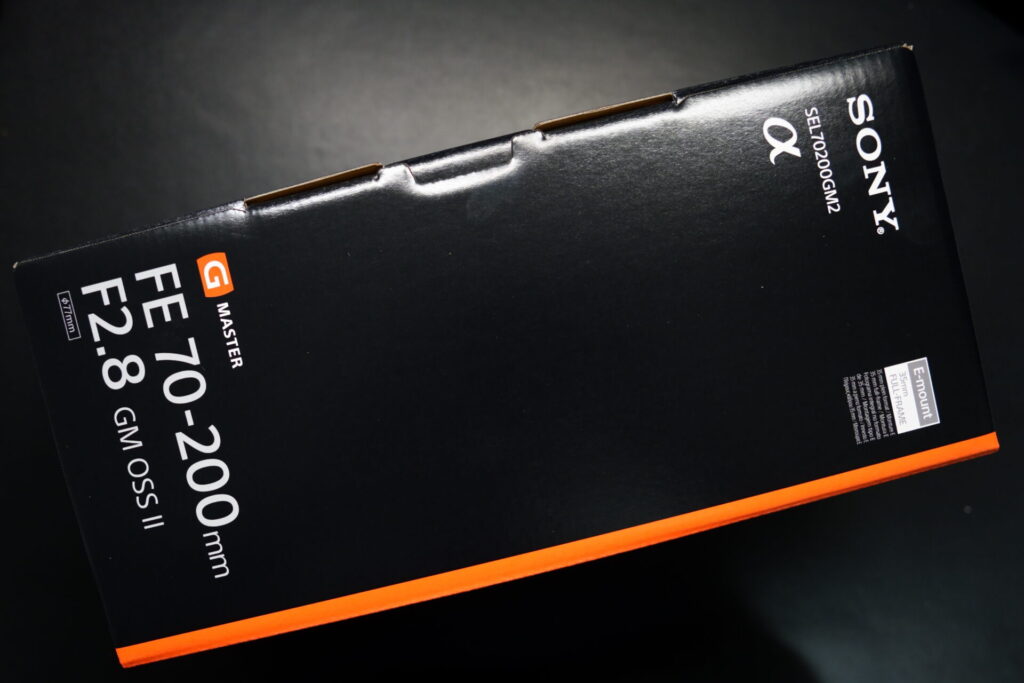 SEL70200GM2_パッケージ