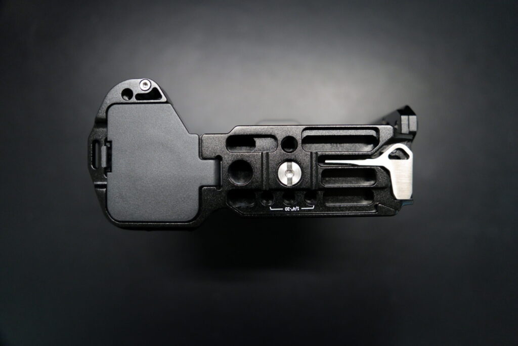 SmallRig_α7V_アルカスイスプレート