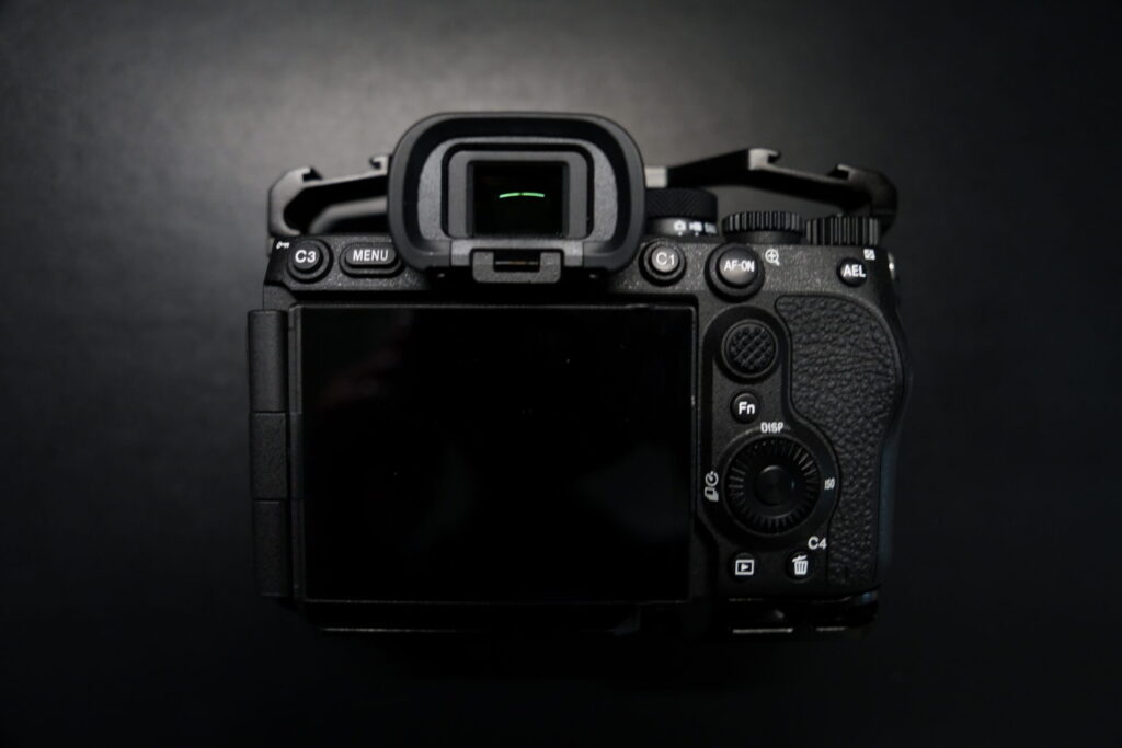 SmallRig_α7V_後ろ