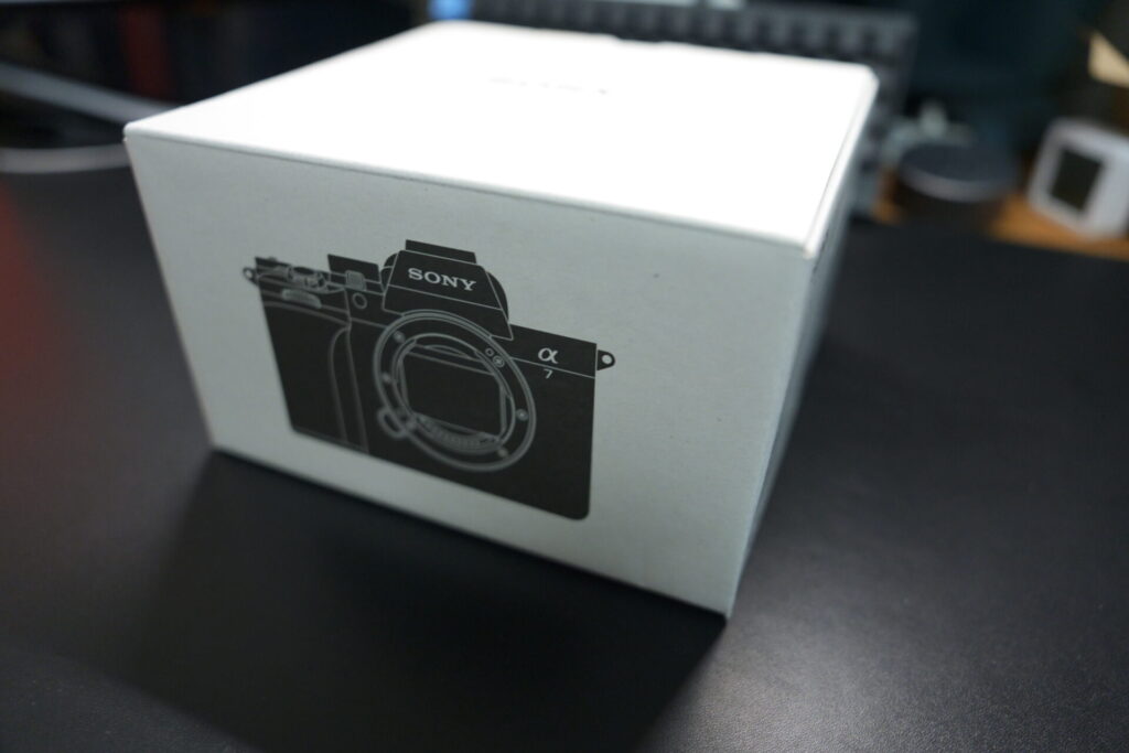 sony_α7V_パッケージ_2
