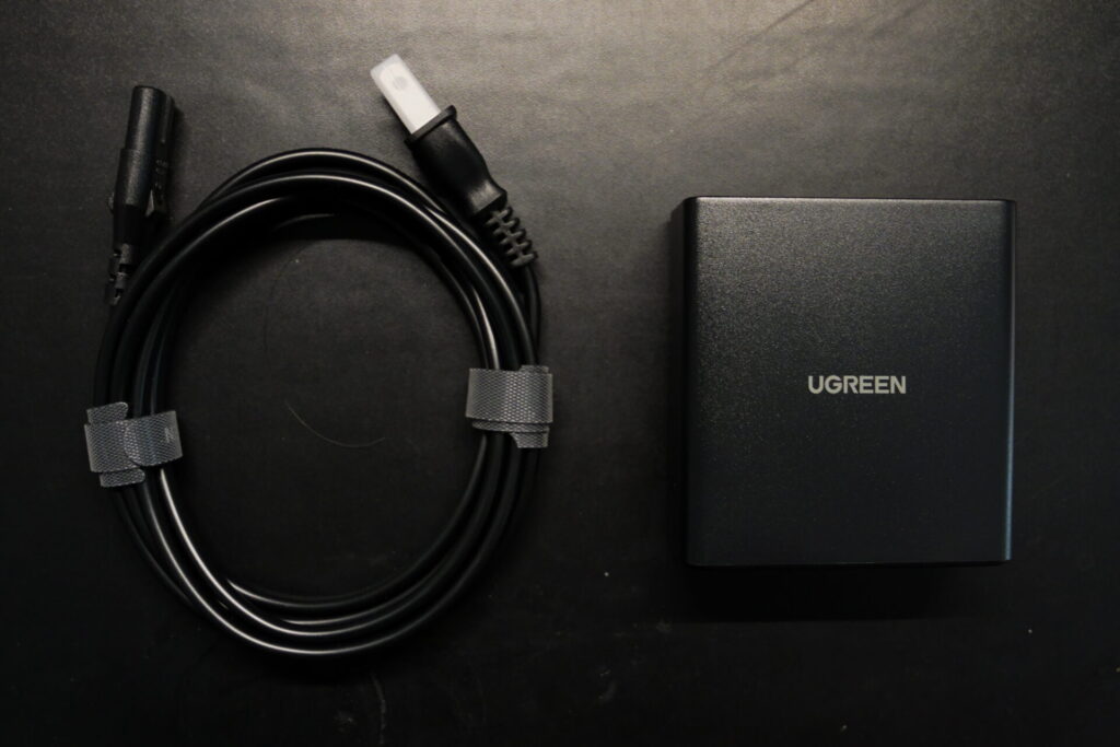 UGREEN_100W GaN_本体